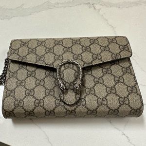 Gucci Dionysus GG Supreme chain wallet